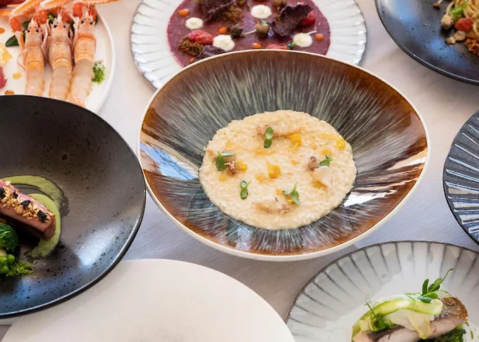 Al Sole 5* 아솔로